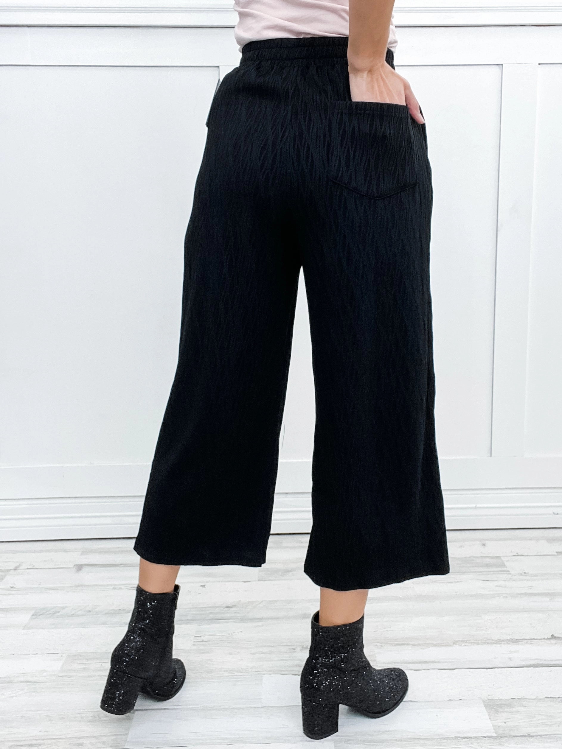 Capri Wide Leg Pants