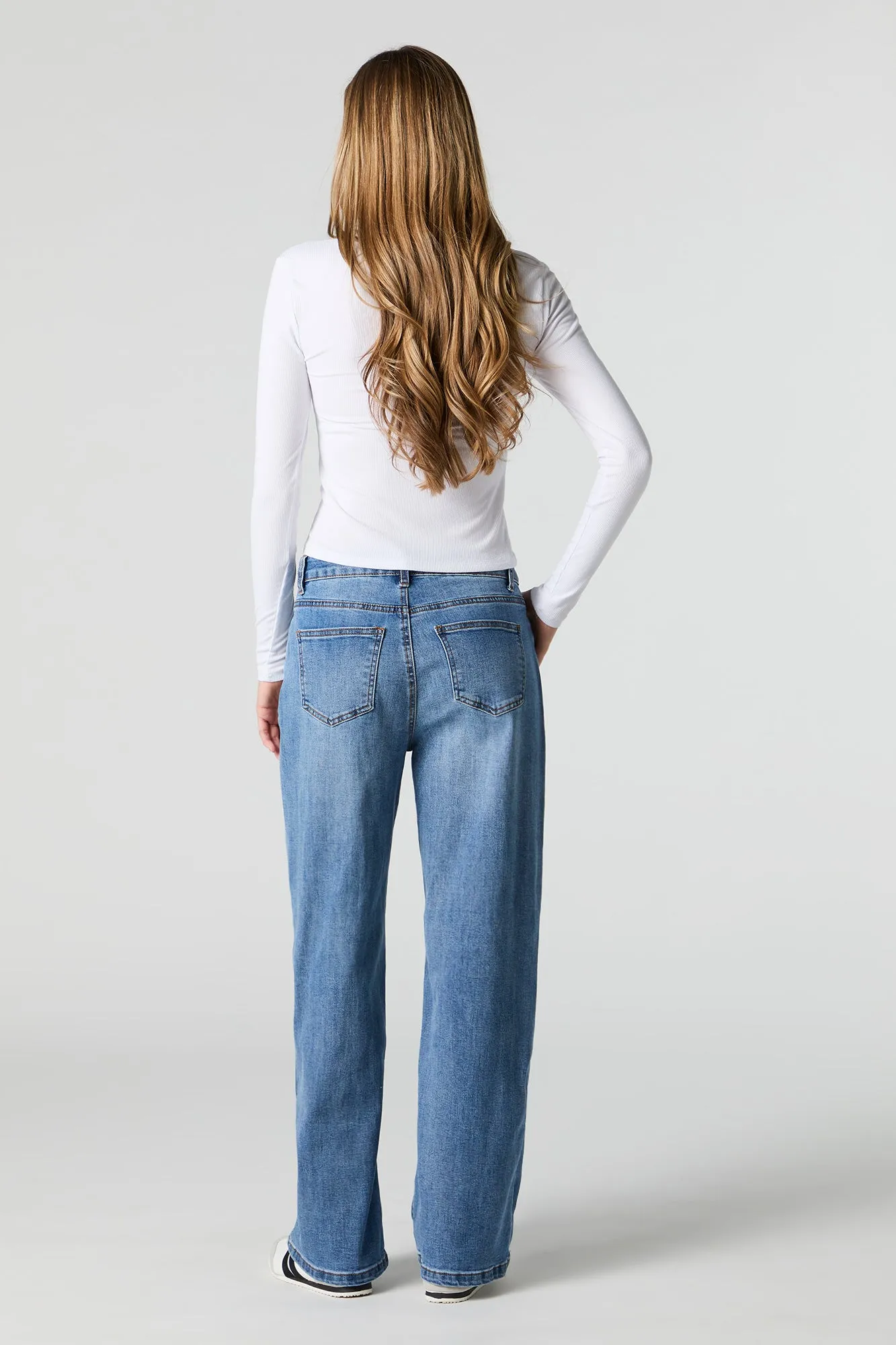 Dark Wash Straight Leg Jean