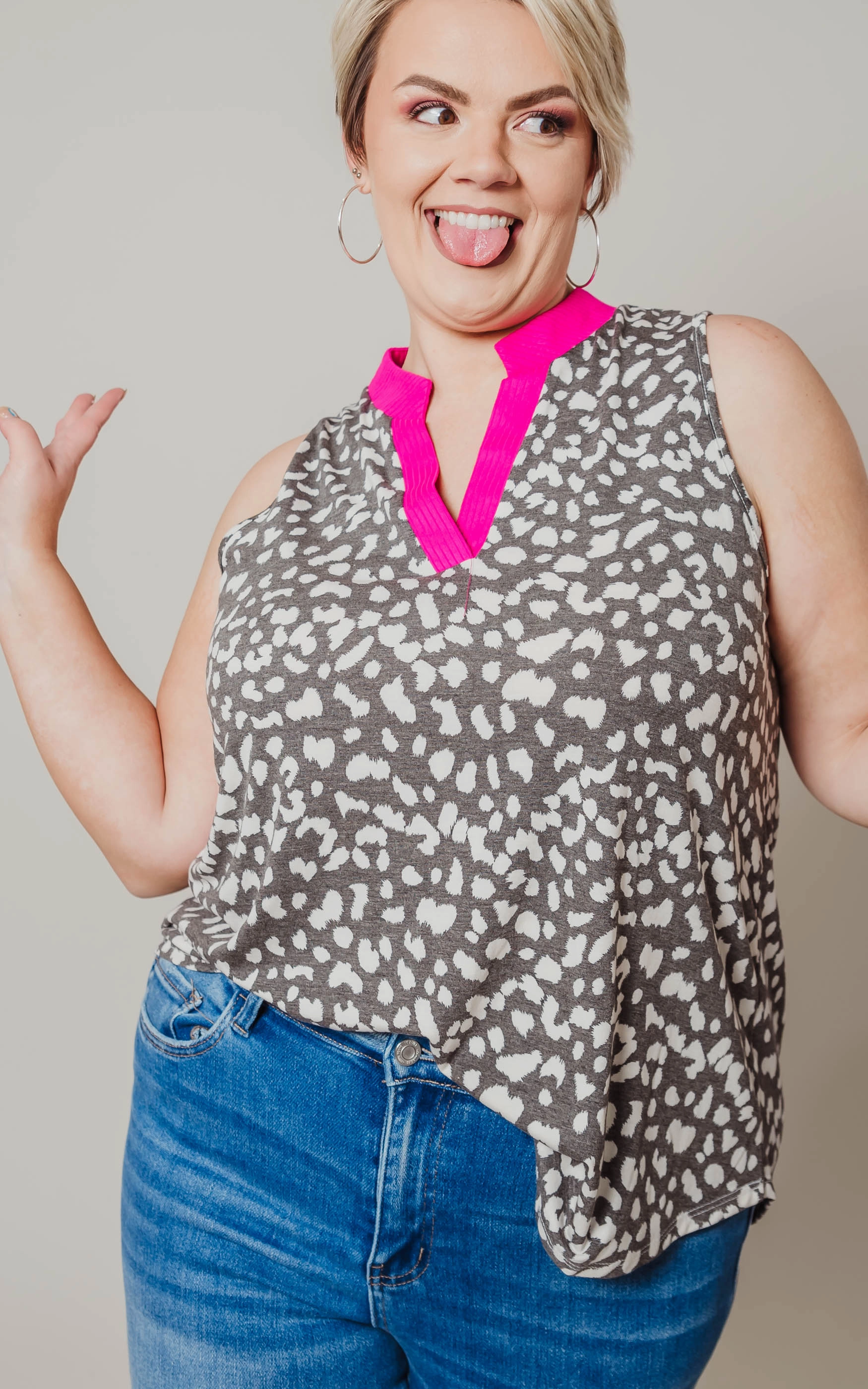 Gabby PRINTED SLEEVELESS BLOUSE TOP - Final Sale