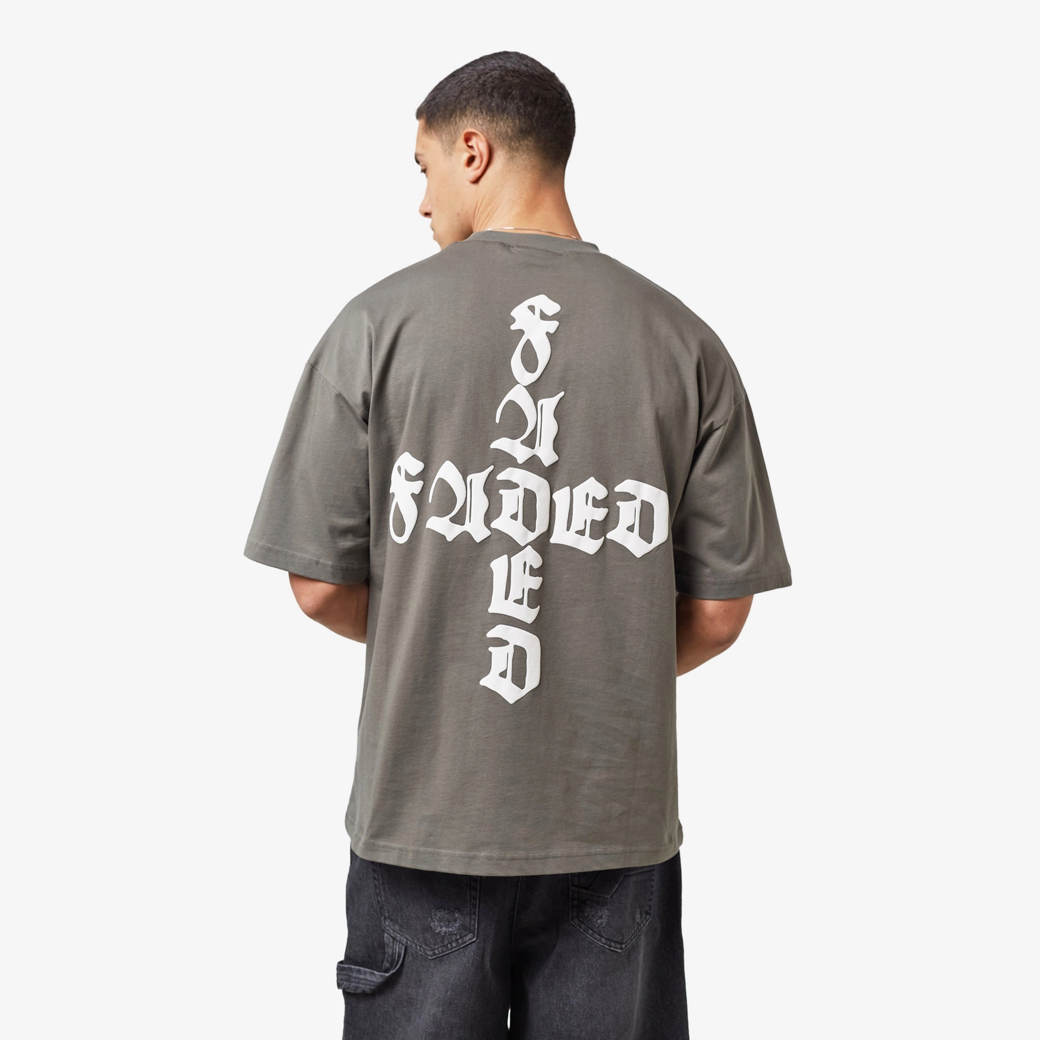 Gothic 2.0 T-Shirt | Olive Smoke