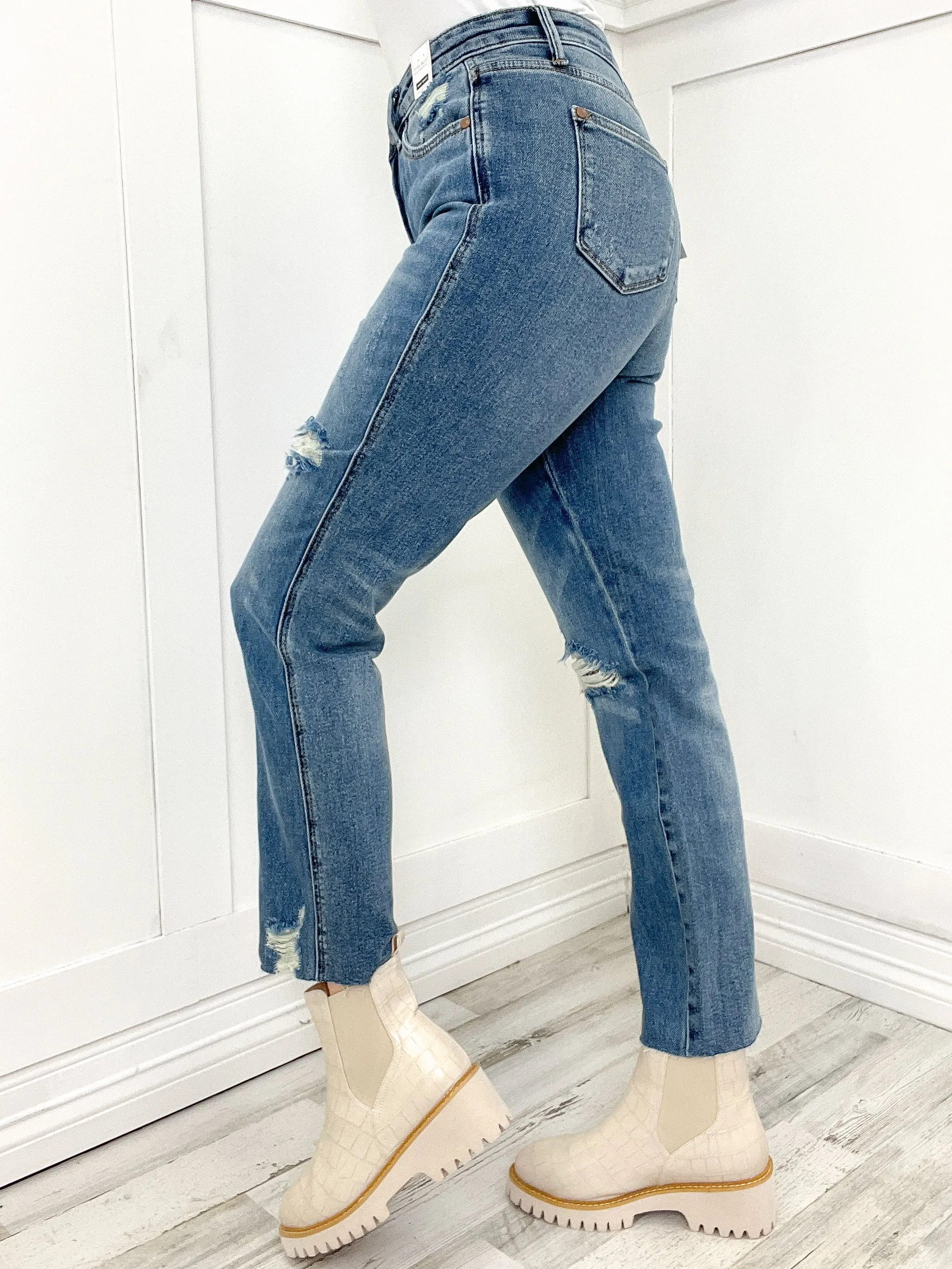 Judy Blue Riley High Waist Rigid Magic Distressed Straight Denim Jeans