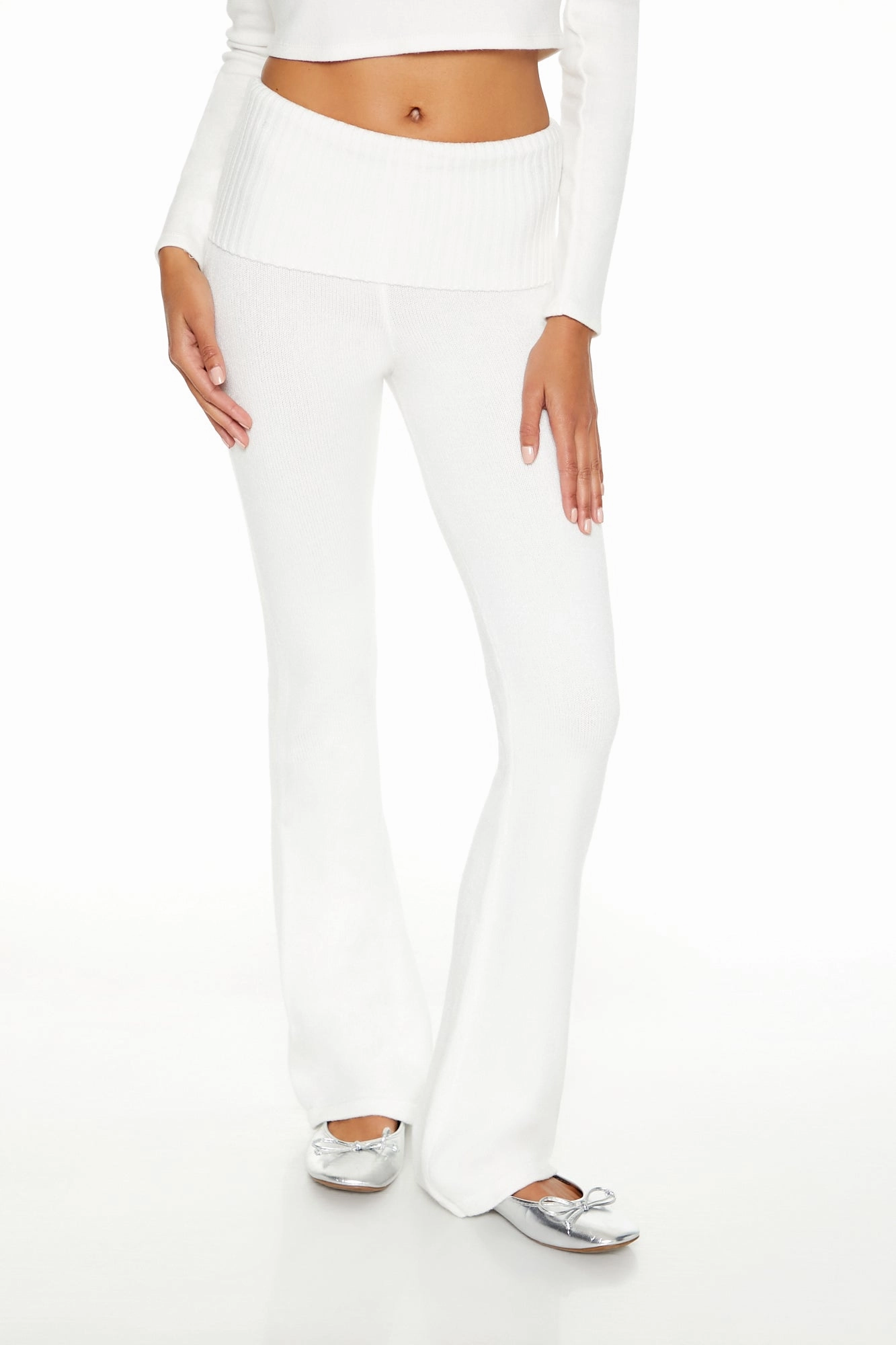 Pantalon en tricot évasé taille haute