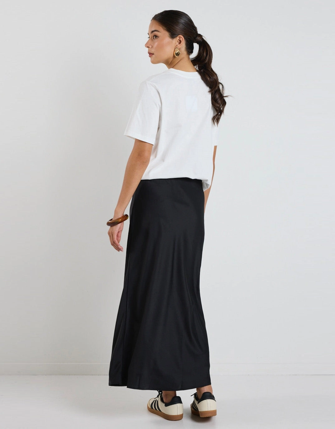 Rosette Satin Skirt - Black
