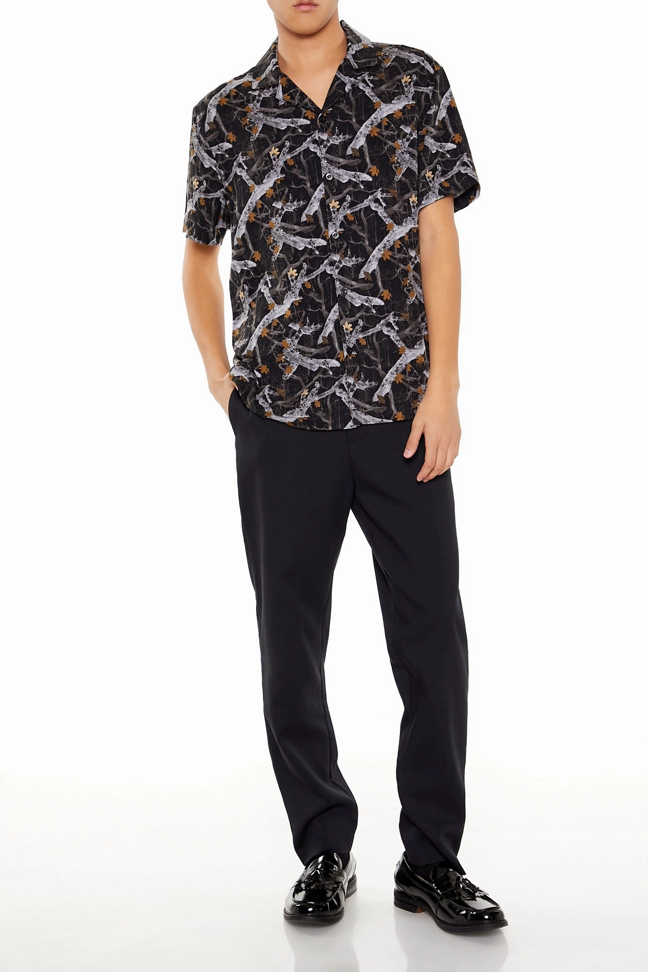 T-shirt avec motif de feuilles