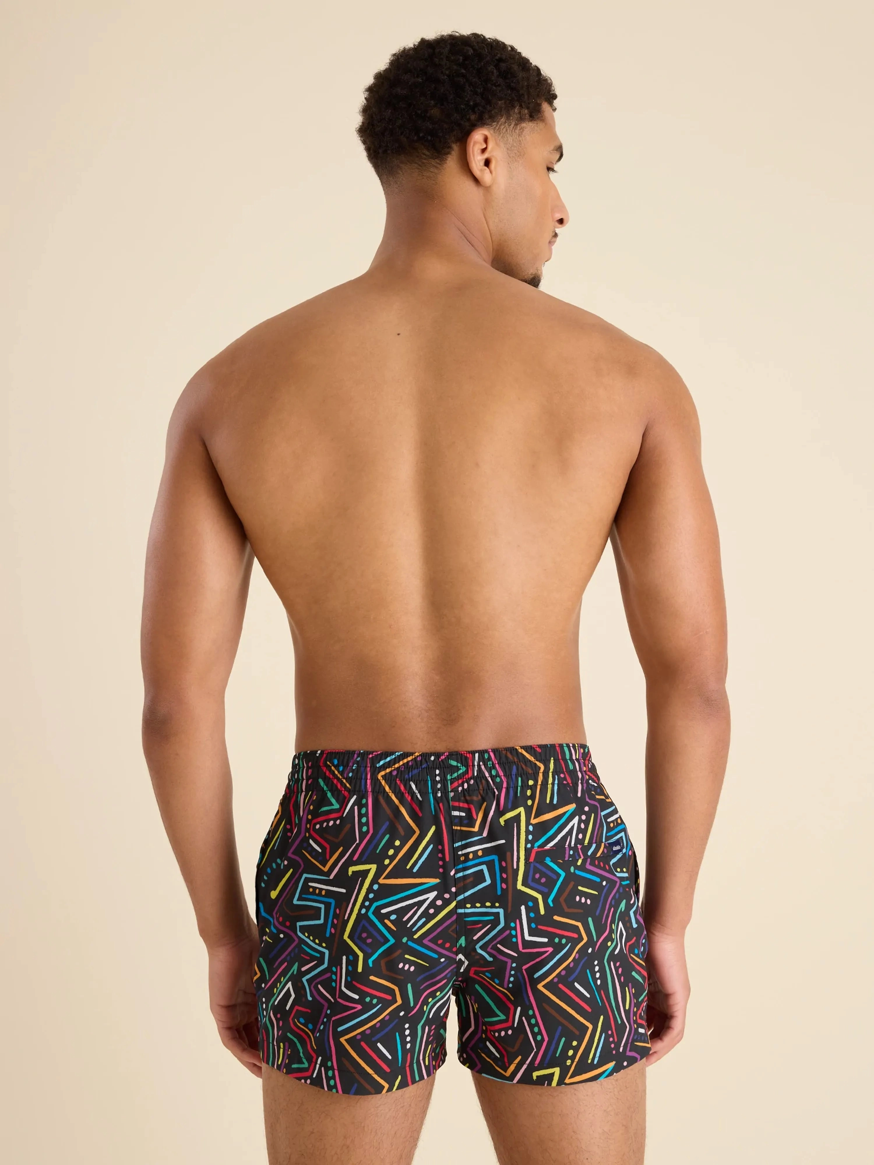 The Zig Zaggers 4" (Classic Swim Trunk)