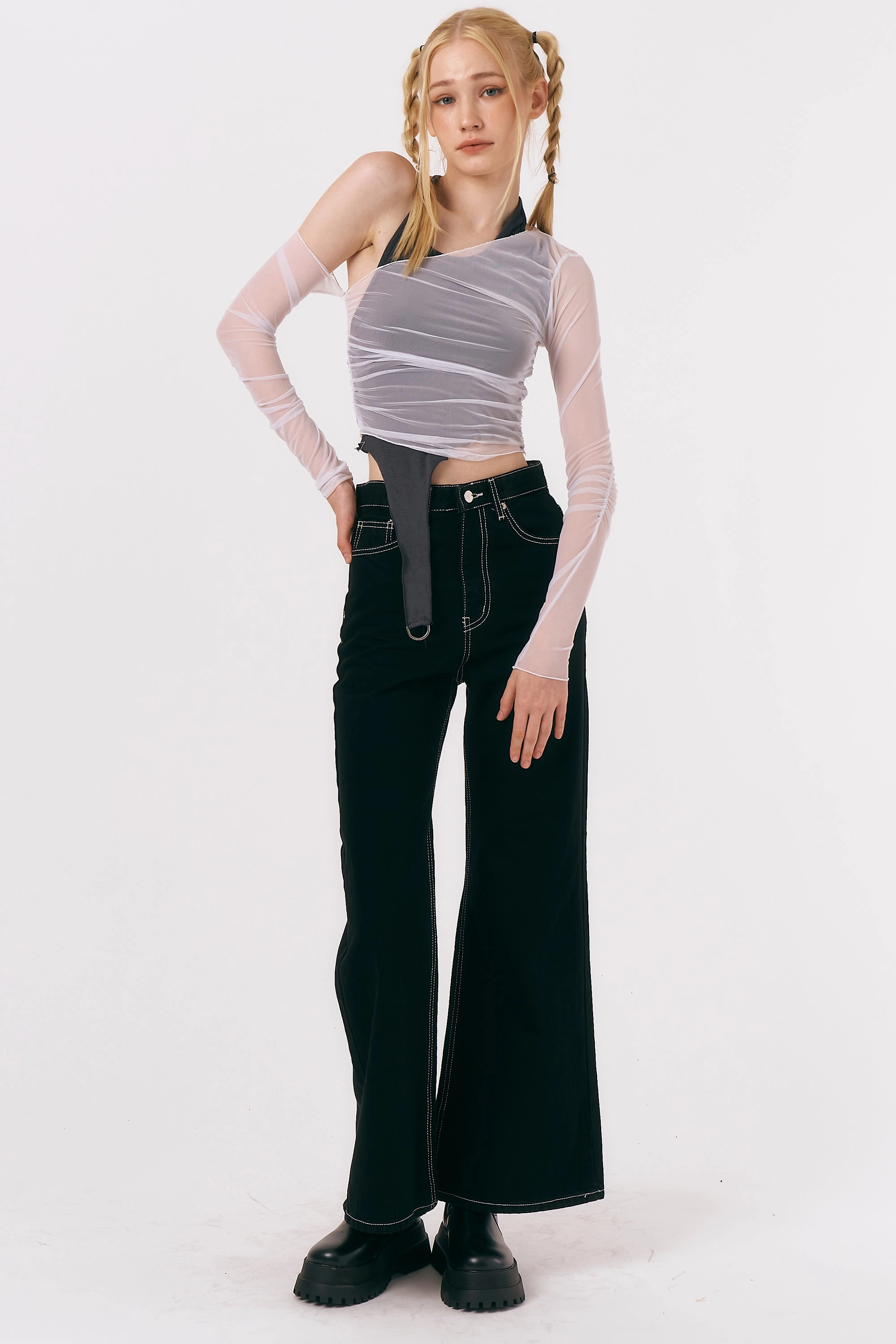 Xenia Flared Jeans